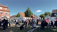 Am Sonntag gehörte der Nachmittag der Familie auf dem Nevoigtplatz.  Fotos: Marian Joel Küster